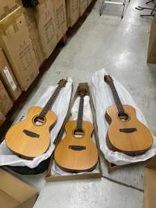 Clearance Item Klema K100JC Solid Cedar Top Jumbo Acoustic Guitar,Natu