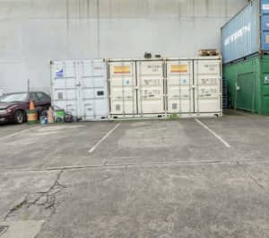 Storage container 6 m x 2.5 m x 2.6 m. 