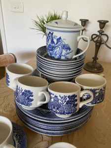 Dinner set X 8 excellent condition , like new ! $300 Ono