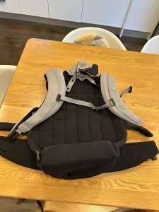 Mountain buggy Juno Baby Carrier