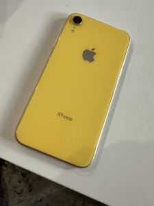 iPhone XR 64 GB Yellow
