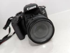 Cannon EOS Rebel T7i DSLR camera 