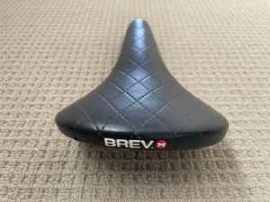 BERV - Diamond Stitched Pattern Saddle