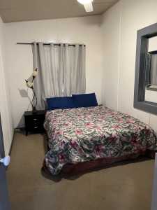 ROOM FOR RENT RUNAWAY BAY FURNISHED