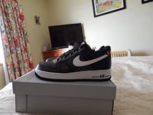 Nike Air Force 1 shoes, Mens size 9 US, Brand new in box