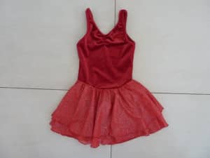 Dance Costume Deep Red Sparkle Leotard attached Skirt.Child Med Ex con