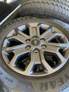 Five Ford Ranger/Everest wheels and tyres