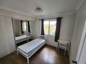 Room in lidcombe for rent, price include bills, 3 min walk to lidcombe