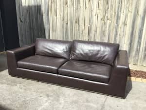3 and 2.5 Seater Couch with Chaise (Newport)