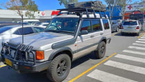 2000 LAND ROVER DISCOVERY V8 (4x4) 4 SP AUTOMATIC 4x4 4D WAGON, 5 seat