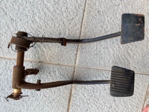 HK HT HG GTS Monaro brake and clutch pedals