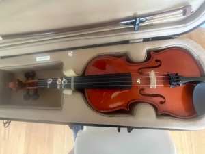 1/4 size Enrico violin