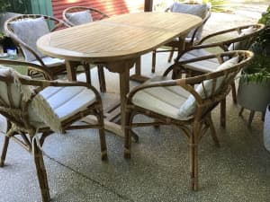Teak table & 6 bamboo chairs
