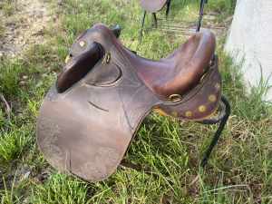 Leather stock saddle for sale