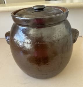 Large Glazed Brown Pot With Lid Vintage