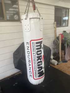 5 foot Morgan boxing bag