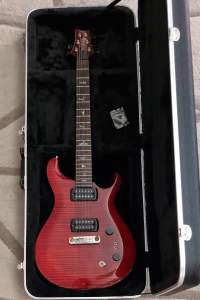 PRS SE PAULS GUITAR - Fire Red