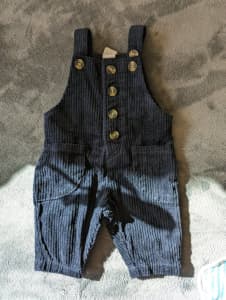 Seed Heritage - Baby overalls/dungarees size 000 BNWT
