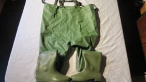 waders force 10 size 9 new