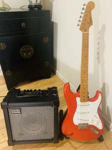 Fender Classic Vibe Stratocaster Roland Cube effects Amplifier