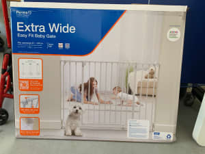 Child Safety Gate Extra Wide - Suit Baby or Small Dog or Cat 