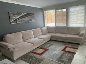 Large corner lounge 