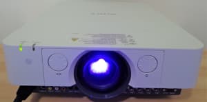 Laser Projector Sony VPL-FHZ55