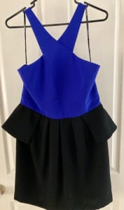 Forever New - Women’s Fitted Dress Size 14 - Excellent Condition. 