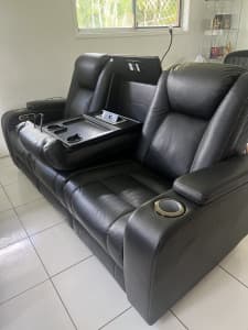 Comfy 3 seater couch 