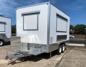 Big Box 3800 (rectangle food trailer)