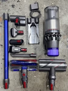 Dyson V11 Absolute Cordless Vacuum Including all attachments