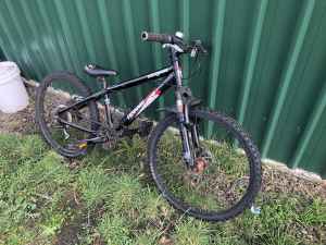 24 inch mongoose spectra mountain bike