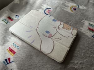 iPad mini5 with cute case