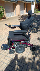 Motorised wheelchair, fitted with leg lift option