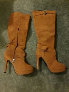 Ladies boots, size 36, tan, brown