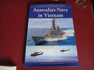 Royal Australia navy operation 1965-72 book in excelent condition