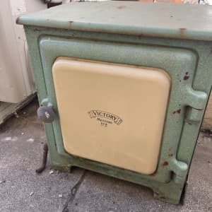 Victory Metters KFB Antique Oven