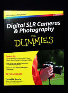 Digital SLR Cameras & Photography for Dummies (3rd Ed) - David D Busch