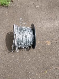 Roll of barbed wire 45m