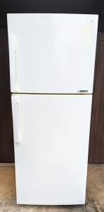 Samsung Fridge 393L in good working condition - Free Delivery*