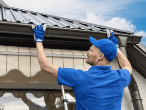 Experienced roofer plumber or Colorbond worker