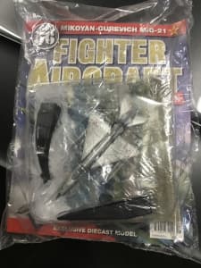 Flight aircraft collection magazine and model plane