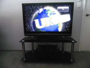 42 TV, BlueRay player & Glass Stand