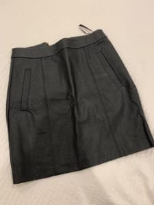 Sheike black Faux leather skirt