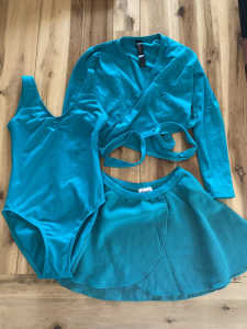 Energetiks emerald green ballet clothes - approx age 8-10