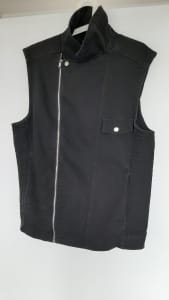 ZARA MAN vest. Best fit size M