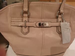 L V Brittany DE Bag, Bags, Gumtree Australia Gungahlin Area - Gungahlin