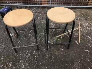 Stools metal with plywood top