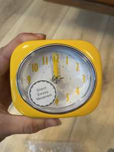 Small Battery Operated Alarm Desktop Clocks for Sale!