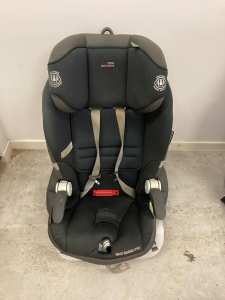 3 X Children’s car seats ages 6mths to 8yrs $15 each